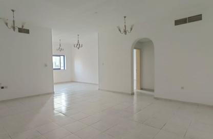Apartment - 3 Bedrooms - 3 Bathrooms for rent in Qasimia 10 building - Al Mahatta - Al Qasimia - Sharjah