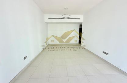 Apartment - 1 Bedroom - 4 Bathrooms for rent in Jumeirah Garden City - Al Satwa - Dubai Apartment - 1 Bedroom - 4 Bathrooms for rent in Jumeirah Garden City - Al Satwa - Dubai