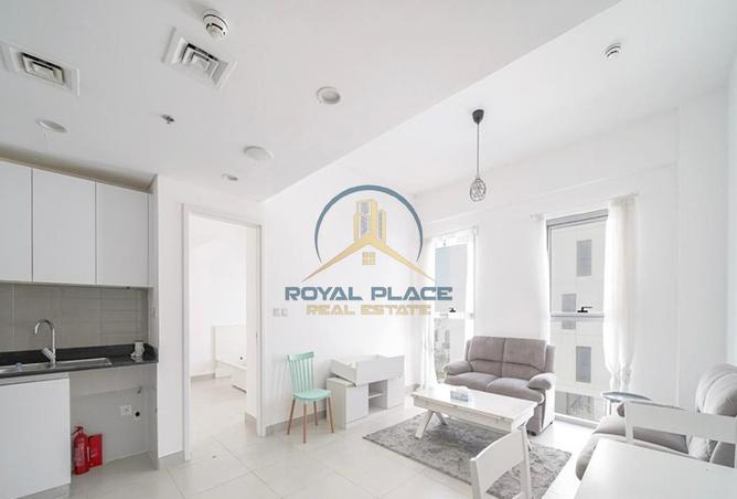 98710436 - Property Image 2