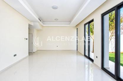 Townhouse - 5 - 3 for rent in Claret - Damac Hills 2 - Dubai