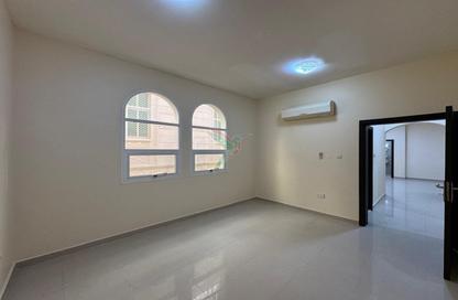 Apartment - 2 - 2 for rent in Al Dafeinah - Asharej - Al Ain