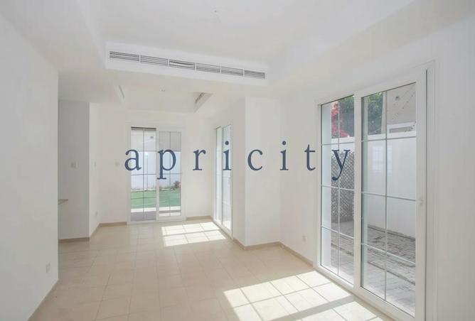 60127968 - Property Image 2