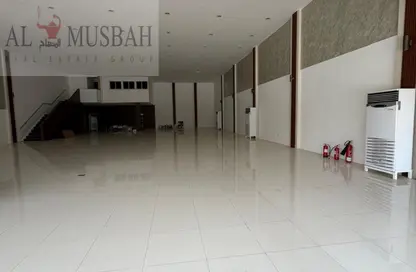 صالة عرض - استوديو - 1 حمام للايجار في المنطقة الصناعية رقم 4 - المنطقة الصناعية بالشارقة - الشارقة