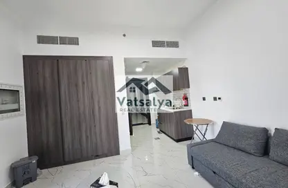 شقة - 1 حمام للايجار في تايم 1 - دبي لاند - دبي