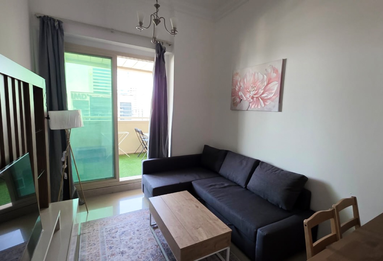 Multiple Cheques | High Floor | Spacious Layout
