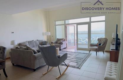 Apartment - 1 Bedroom - 2 Bathrooms for rent in Al Hatimi - Shoreline Apartments - Palm Jumeirah - Dubai