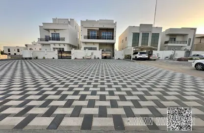 فيلا - 5 غرف نوم - 8 حمامات للايجار في الحليو 1 - الحليو - عجمان