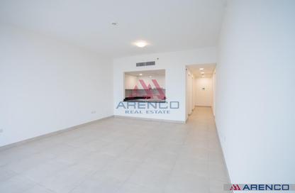 Apartment - 2 Bedrooms - 2 Bathrooms for rent in Golden Sands 19 - Al Hamriya - Bur Dubai - Dubai