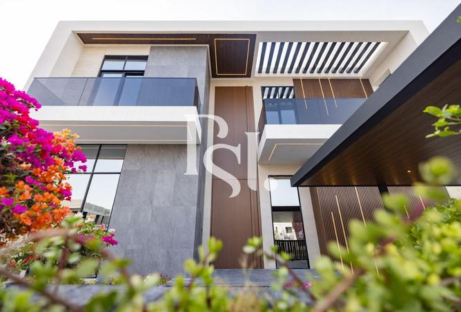 83215538 - Property Image 2