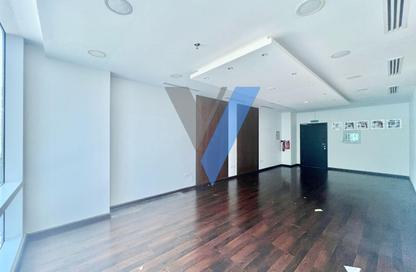 Office Space - Studio - 1 Bathroom for rent in Tamani Art Tower - Business Bay - Dubai