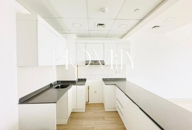 BIG LAYOUT | GOOD PRICE | READY TO MOVE photo 2