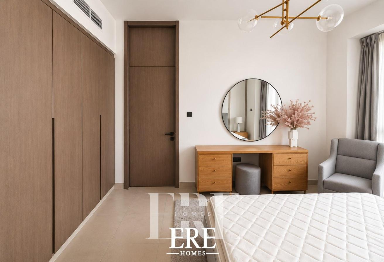 Bright & Spacious|Furnished | Well Maintained photo 21