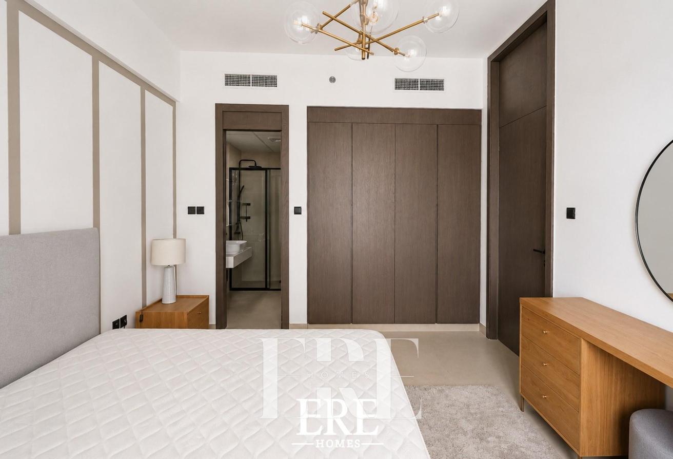 Bright & Spacious|Furnished | Well Maintained photo 13