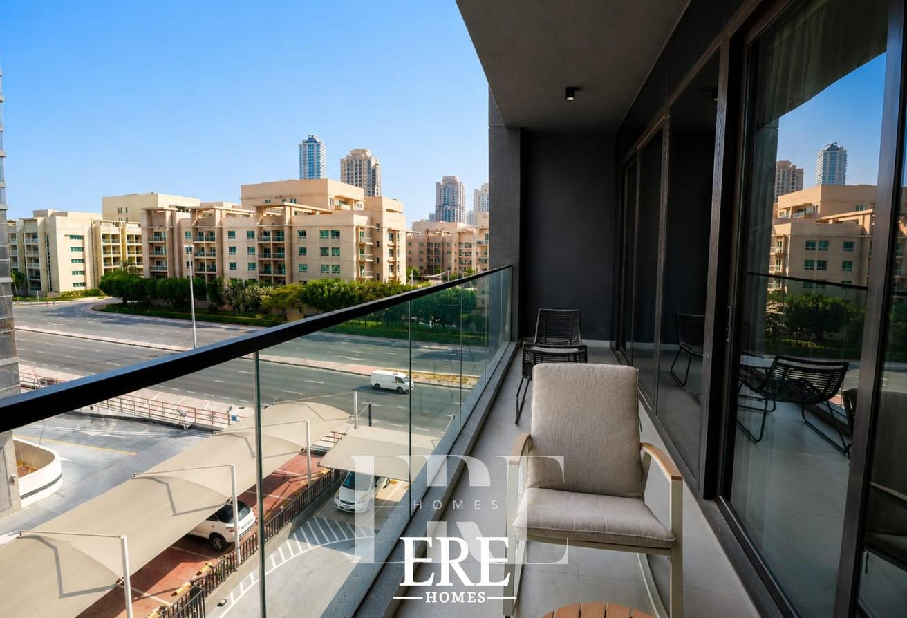 Bright & Spacious|Furnished | Well Maintained photo 24