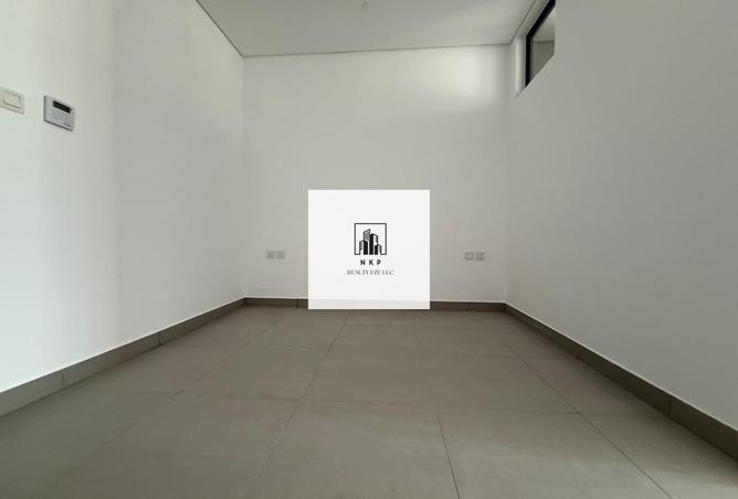 105552907 - Property Image 3
