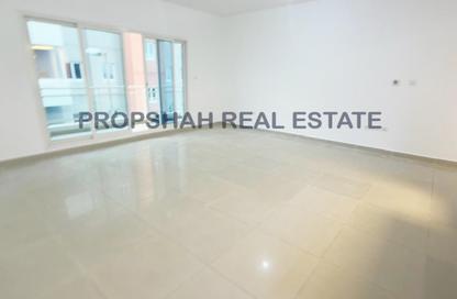 Apartment - 2 Bedrooms - 2 Bathrooms for rent in Tower 34 - Al Reef Downtown - Al Reef - Abu Dhabi