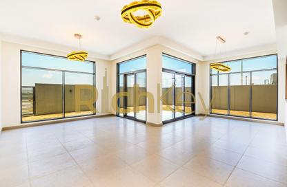 Villa - 4 - 5 for sale in The Pulse Beachfront - The Pulse - Residential District - Dubai South (Dubai World Central) - Dubai Villa - 4 - 5 for sale in The Pulse Beachfront - The Pulse - Residential District - Dubai South (Dubai World Central) - Dubai