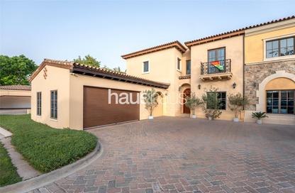 Villa - 4 - 4 for sale in Whispering Pines - Jumeirah Golf Estates - Dubai Villa - 4 - 4 for sale in Whispering Pines - Jumeirah Golf Estates - Dubai
