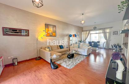 Apartment - 2 Bedrooms - 2 Bathrooms for rent in Al Ghaf 4 - Al Ghaf - Greens - Dubai