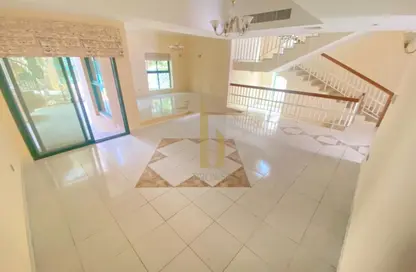 Villa - 3 Bedrooms - 3 Bathrooms for rent in Umm Suqeim 2 Villas - Umm Suqeim 2 - Umm Suqeim - Dubai