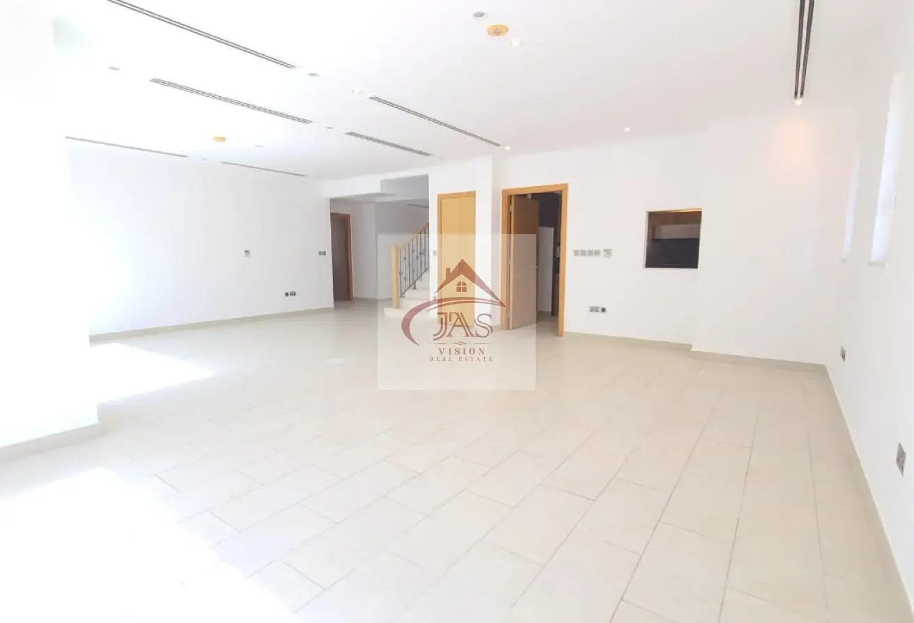 164585515 - Property Main Image