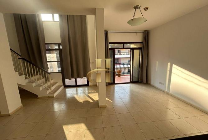 56947986 - Property Main Image