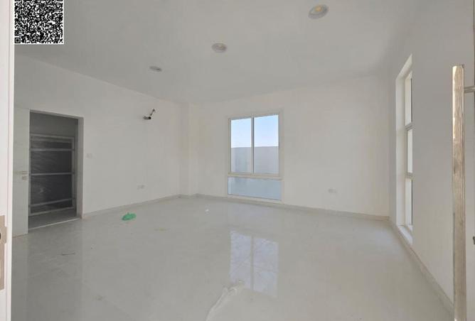 99962977 - Property Image 3