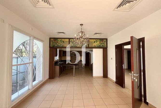 79384973 - Property Image 3