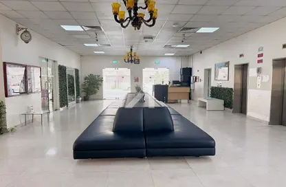 Labor Camp - Studio for rent in Riviera - Al Quoz 4 - Al Quoz - Dubai