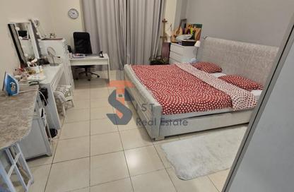 Apartment - 3 Bedrooms - 3 Bathrooms for sale in Silicon Gates 1 - Silicon Gates - Dubai Silicon Oasis - Dubai