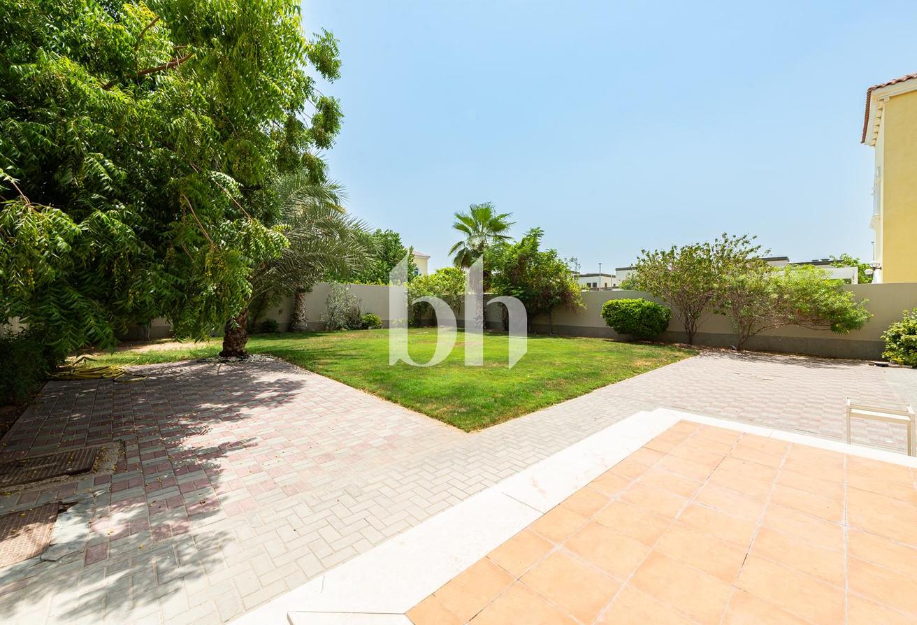 3 bedroom | Unfurnished | Spacious garden photo 23