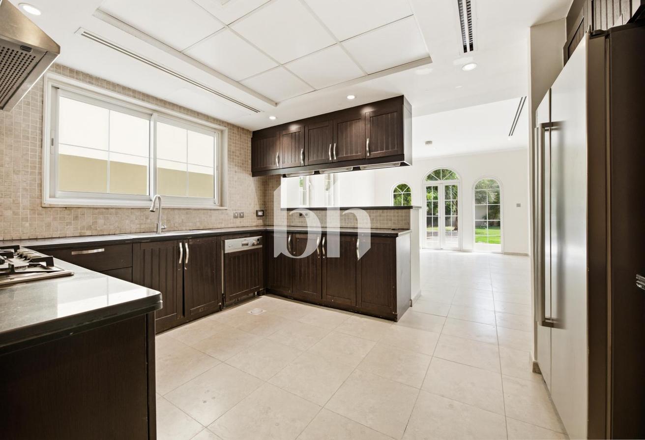 3 bedroom | Unfurnished | Spacious garden photo 7