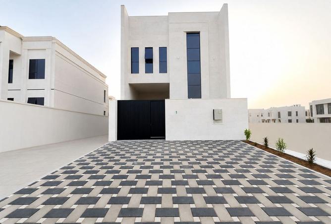 127933363 - Property Main Image