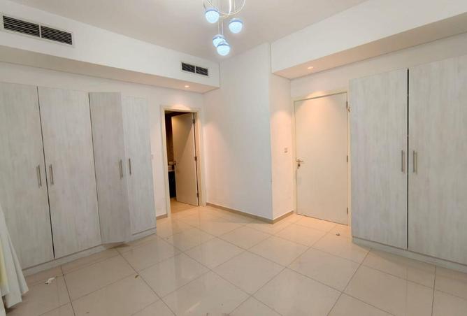 57349313 - صورة العقار 3