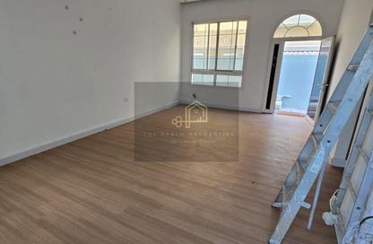 Villa - 2 Bedrooms - 4 Bathrooms for rent in Uptown Mirdif - Mirdif - Dubai