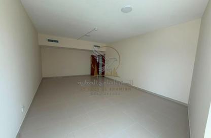 Apartment - 2 Bedrooms - 3 Bathrooms for rent in Al Khan Corniche - Al Khan - Sharjah Apartment - 2 Bedrooms - 3 Bathrooms for rent in Al Khan Corniche - Al Khan - Sharjah
