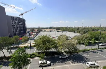 شقة - 2 غرف نوم - 3 حمامات للايجار في الجادة - الشارقة