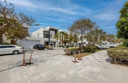 Villa - 4 - 5 for sale in District One Villas - District One - Mohammed Bin Rashid City - Dubai