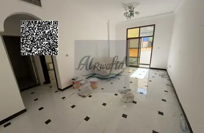 شقة - غرفة نوم - 1 حمام للايجار في بناية النافورة 1 - 2  الروضة - الروضة - عجمان