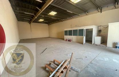 Warehouse - Studio - 1 Bathroom for rent in Industrial Building 13 - Industrial Area 13 - Sharjah Industrial Area - Sharjah Warehouse - Studio - 1 Bathroom for rent in Industrial Building 13 - Industrial Area 13 - Sharjah Industrial Area - Sharjah