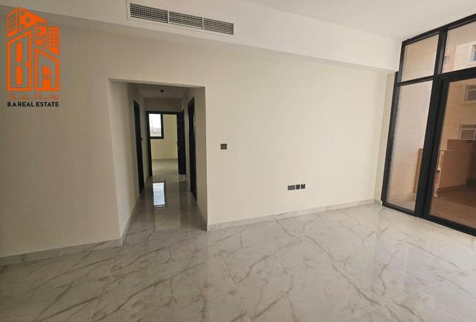 100867205 - Property Image 3