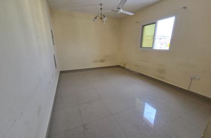 Apartment - 1 Bedroom - 1 Bathroom for rent in Muwailih Building - Muwaileh - Sharjah