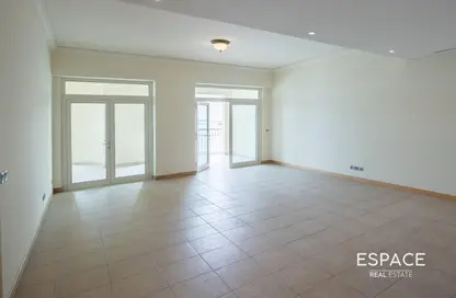 Apartment - 1 Bedroom - 2 Bathrooms for rent in Al Basri - Shoreline Apartments - Palm Jumeirah - Dubai