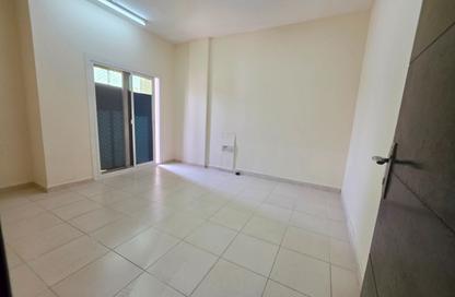 Apartment - 1 - 1 for rent in Fire Station Road - Muwaileh - Sharjah