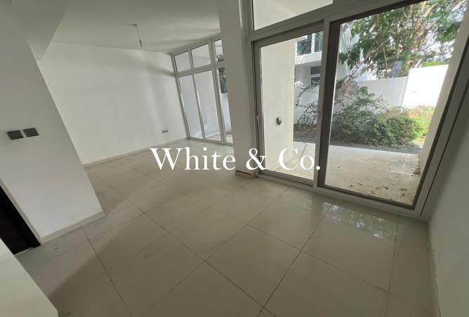 87450516 - Property Main Image