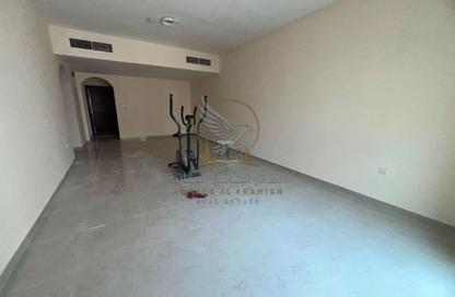 Apartment - 2 Bedrooms - 2 Bathrooms for rent in Al Qulaya'ah - Al Sharq - Sharjah