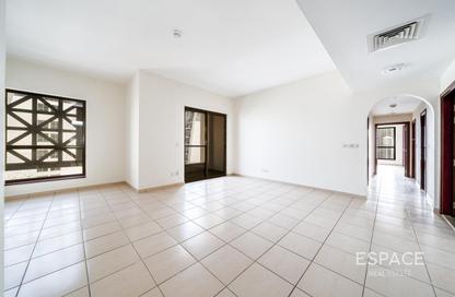 Apartment - 2 Bedrooms - 3 Bathrooms for sale in Shams 2 - Shams - Jumeirah Beach Residence - Dubai