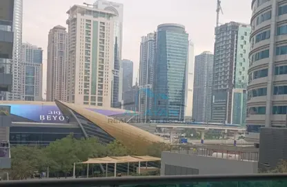 Apartment - 1 Bedroom - 2 Bathrooms for rent in Azure - Dubai Marina - Dubai