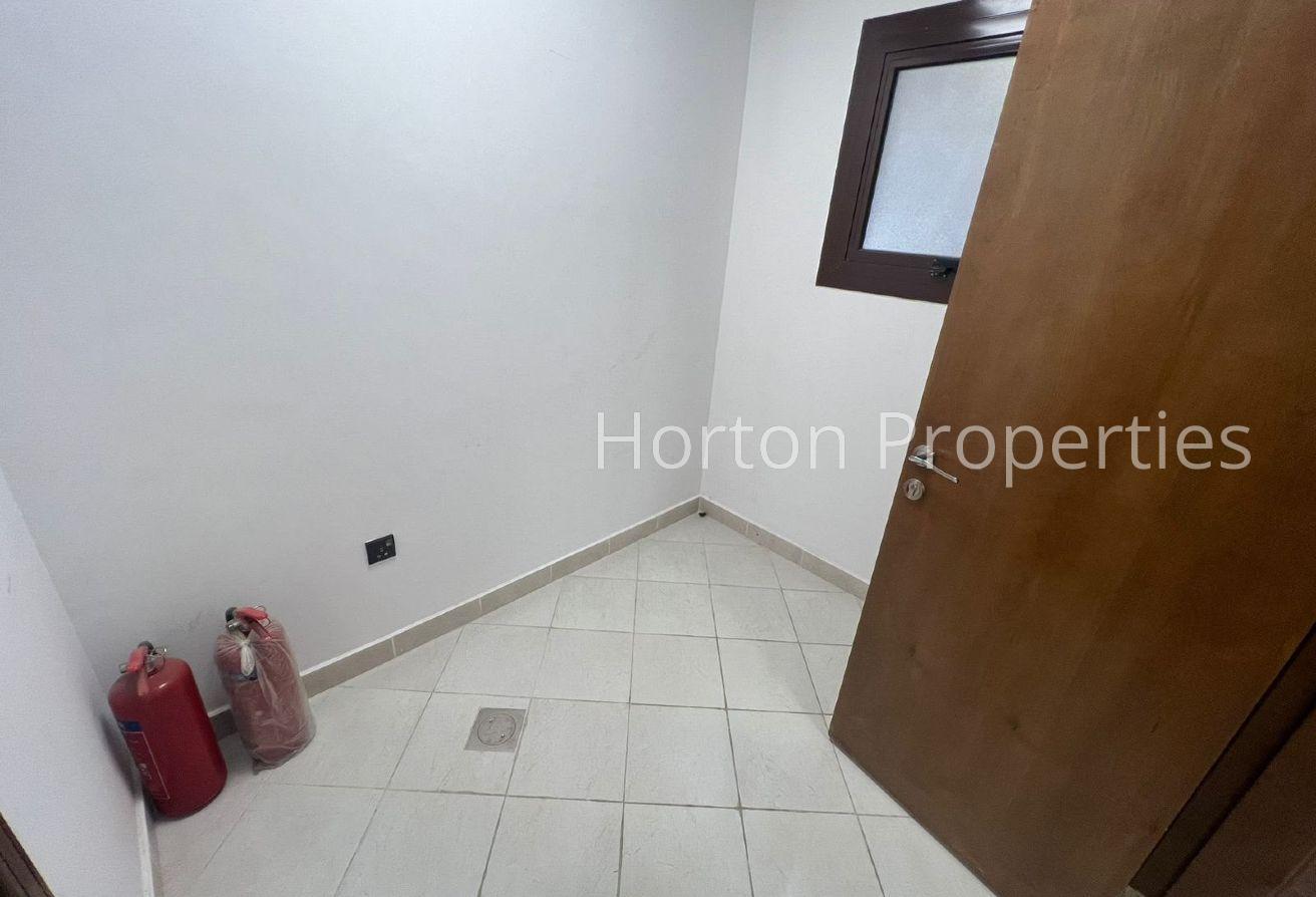 SPACIOUS 4 BR VILLA I MAID ROOM I PRIVATE ELEVATOR photo 14