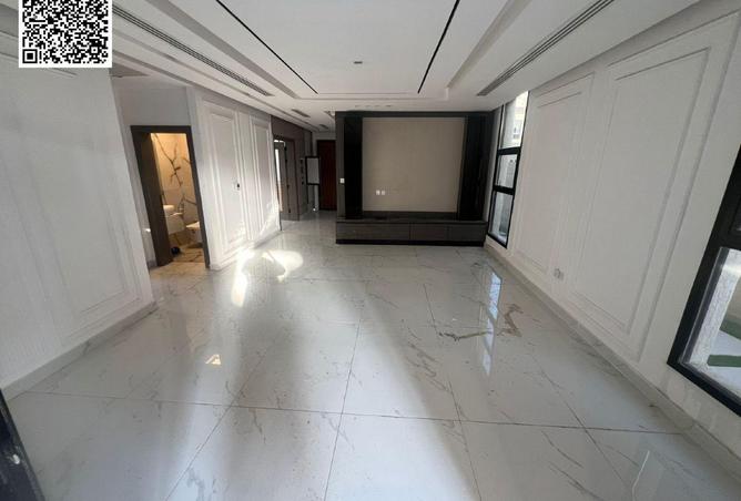 53610330 - Property Image 2